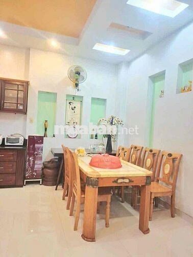 Bán nhà hẻm 688 Lê Đức Thọ 51m2 (4,2x13) 3 lầu xe hơi vô chỉ 4.3 tỷ