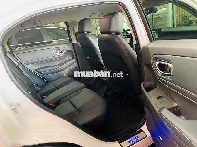 Honda HRV G 2025 Lướt Chỉ 620km Siêu Đẹp Hãng Bán