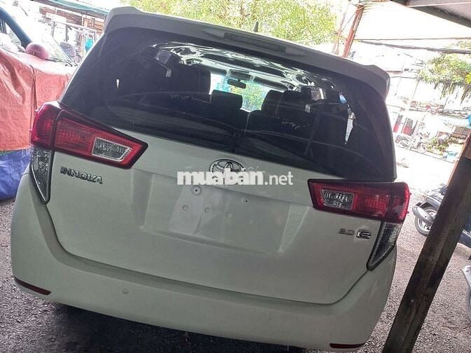 Toyota Innova 2.0E Trắng 172345 km
