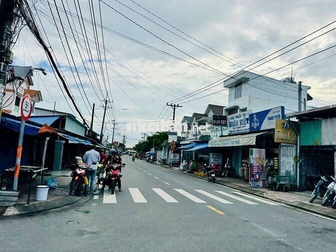 CHỦ KẸT TIỀN CẦN BÁN GẤP LÔ ĐẤT MẶT TIỀN NGUYỄN PHONG SẮC .SHR.