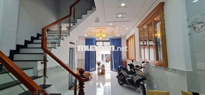 Nhà siêu đẹp hẻm 7m(XT) Liên khu 4-5, B.H.Hòa B, bình tân giá rẻ 11tr