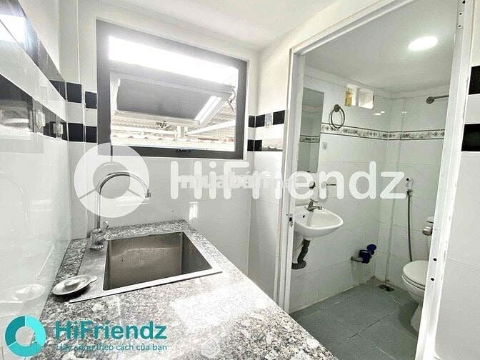 Cho Thuê Căn Hộ Mini Có Gác Lửng Sẵn Nội Thất Gần Ngã Tư Bốn Xã