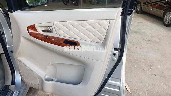 Toyota Innova 2007 Bạc