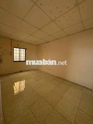 Nhà nguyên căn GÓC 2 MẶT TIỀN - Giá siêu tốt 1054 Cách Mạng Tháng 8 -