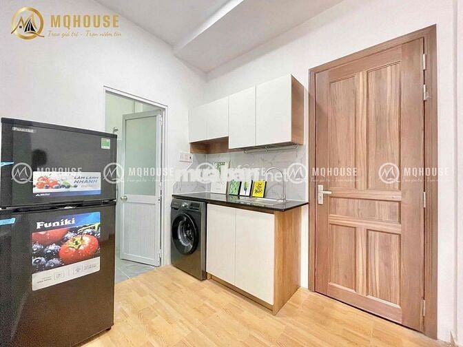 CHDV full nội thất ban công, cửa sổ mới 100% cực thoáng khu Bàu Cát