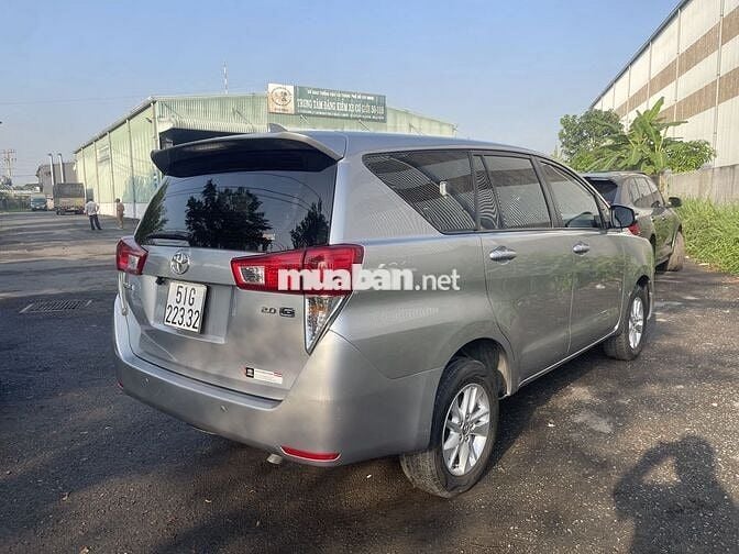 Toyota Innova 2016 2.0G Bạc 66.000 km
