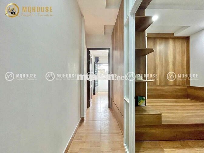 CHDV full nội thất ban công, cửa sổ mới 100% cực thoáng khu Bàu Cát