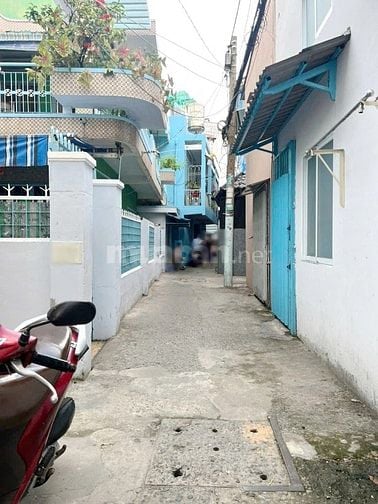 Nhà 2 tầng (5x12m) hẻm thông đường Hưng Phú P.Chánh Hưng. Giá: 4.98 tỷ