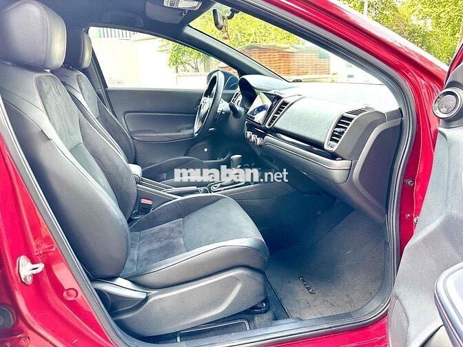 Honda City 2021 1.5 RS - 6888 km