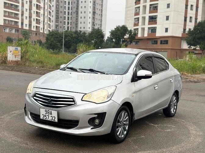 Miítubishi Atrager 2014