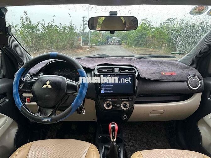 Miítubishi Atrager 2014