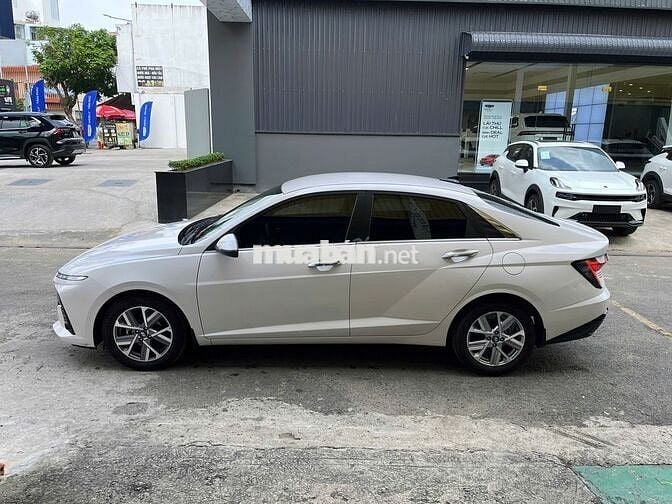 HYUNDAI ACCENT CAO CẤP 2024 GIA ĐÌNH LƯỚT VAY 75%