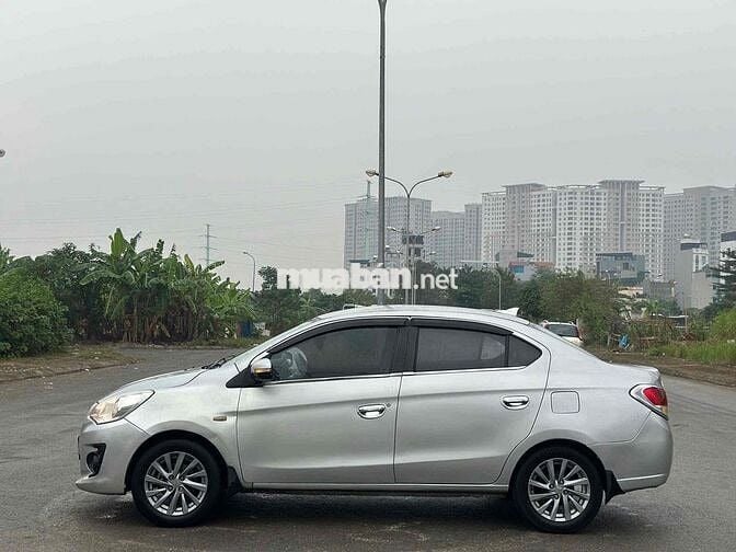 Miítubishi Atrager 2014