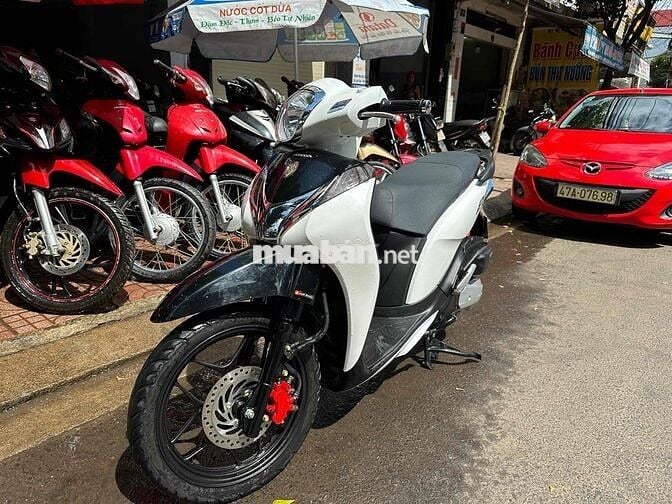 Bán SH Mode 2018 Trắng đen nguyên zin chính chủ