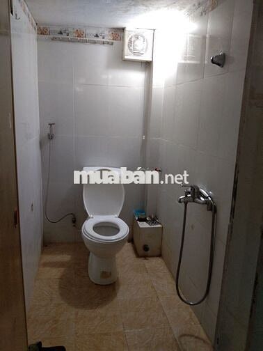 Còn 1 phòng dt 25m2 ở k231/3 nguyễn công trứ