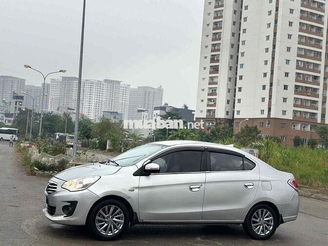 Miítubishi Atrager 2014