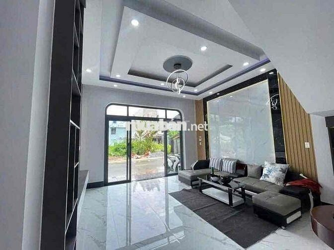 Cần bán nhà 140m2 ngay KCN Nam Tân Uyên, Bình Dương