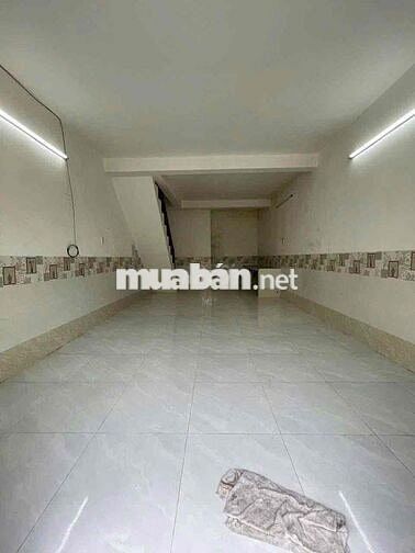 Nhà lầu 2 phòng 2wc hẻm Đồng Văn Cống