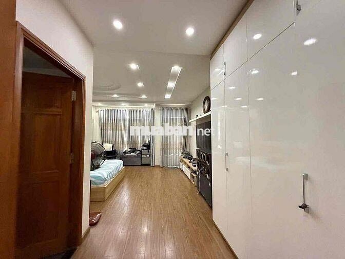 Nhà Mặt Tiền 5x20m 3Lầu + ST (5PN 5WC) Khu Tên Lửa Sát Aeon Bình Tân