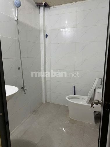 Cho thuê nhà nguyên căn tại đường HT45 (đối diện NM Bia Tiger), P. Tân