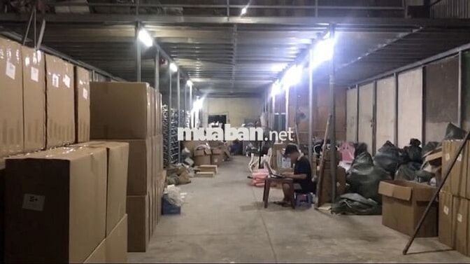 CHO THUÊ KHO XƯỞNG SỬ DỤNG 450M2 ĐƯỜNG XE CÔNG TÂN BÌNH DĨ AN