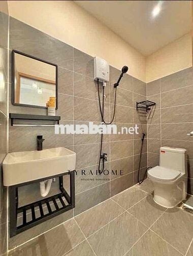 CĂN HỘ CỰC XỊN VIEW ĐẸP TRƯỜNG SA ĐẦY ĐỦ NỘI THẤT VÀ CÓ BANCOL