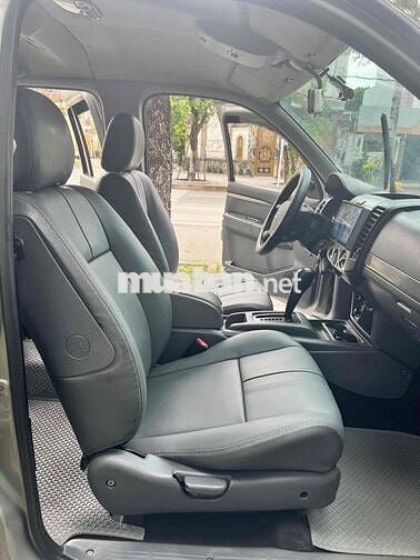 🍀Bán EVEREST Limited 2.5c ( 4x2) - số tự động 2015