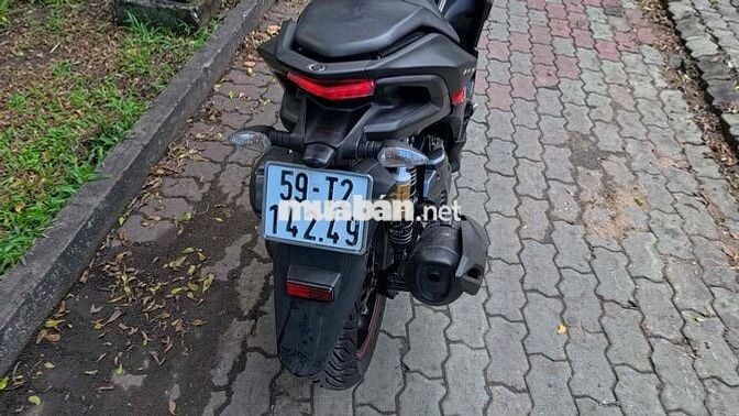 Chính chủ cần bán NVX 155 ABS phuộc dầu đời 2018