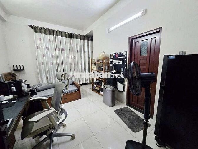 BÁN NHÀ CHỢ TÂN HƯƠNG - 5,5M X 17M - 4 TẦNG NT ĐẸP - GIÁ CHỈ 8,2 TỶ