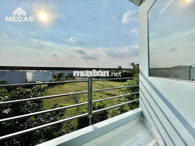 VƯỜN LÀI - ĐH NGUYỄN TẤT THÀNH - VLUCS3 - STUDIO FULL NỘI THẤT