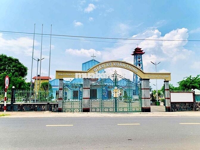 Xã Đồi 61 full thổ cư 130m2 sổ hồng riêng công chứng ngay