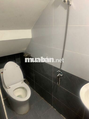 GIÁ RẺ 28Triệu - Nhà 210 Nguyễn Khắc Nhu, Quận 1 - TRỆT LẦU, DT 4x15m