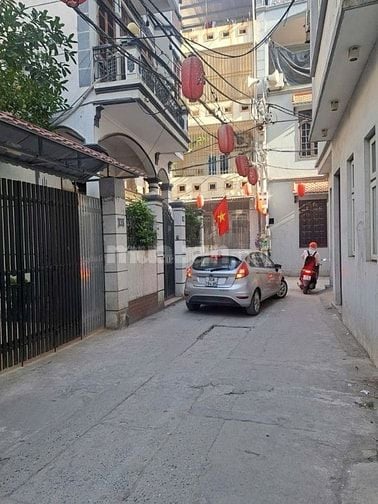 BÁN NHÀ BẰNG LIỆT 40m2- 5TẦNG- NGÕ RỘNG - GẦN KĐT LINH 