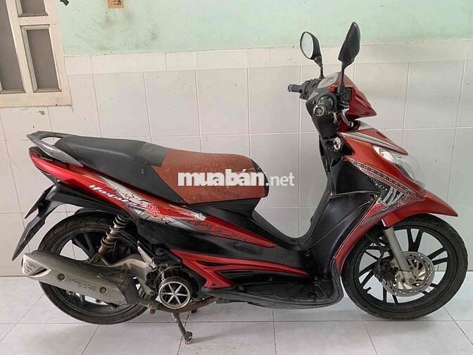 Suzuki Đỏ Đã sử dụng