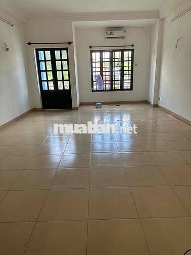 Nhà Mặt Tiền Mới Tinh Ngay Ngã 3 Phan Văn Hớn Trường Chinh