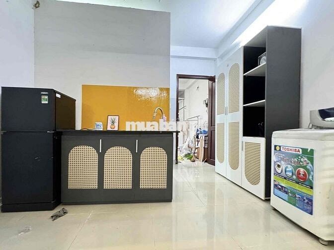 🏡Cho thuê Duplex Q10 full nt, có ban công, 2 chỗ ngủ ở được 2-4 người