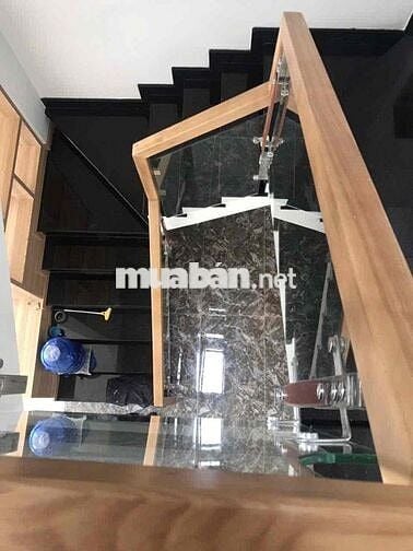 CHO THUÊ NHÀ PHỐ ĐƯỜNG VƯỜN LÀI, QUẬN 12, 3 tầng, 200m2, 4PN