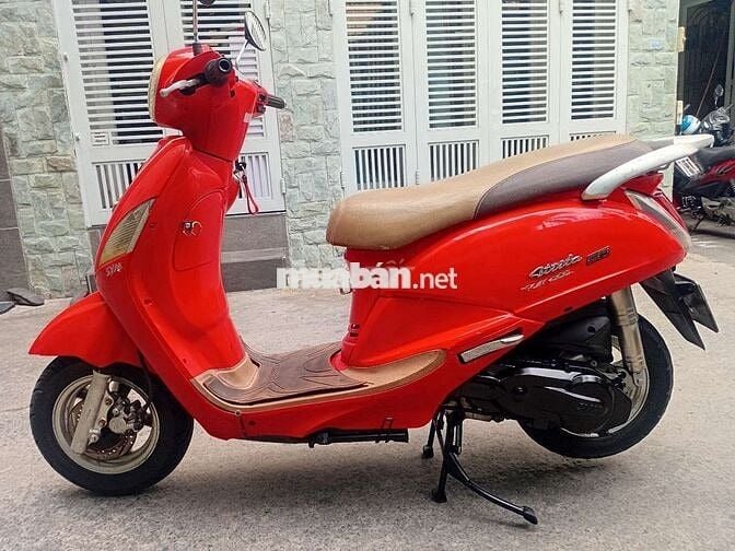 Attila 2012 có FI,có cà vẹt,máy mạnh,êm,kèn đèn ok