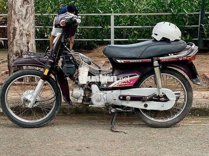 Honda Dream Thái BSTP