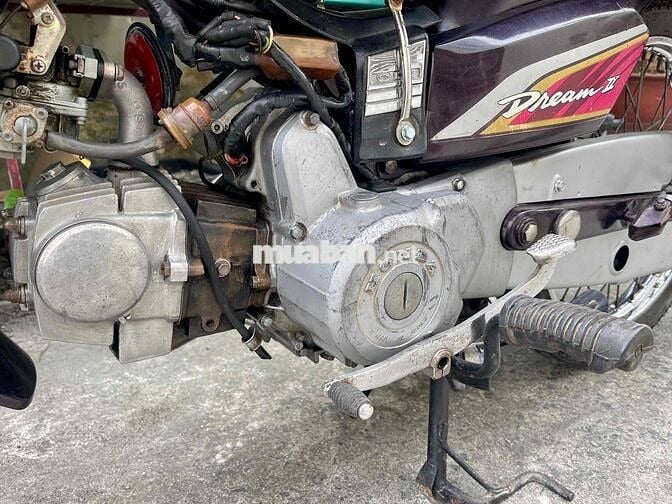 Honda Dream Thái BSTP