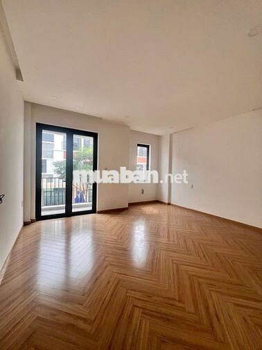 Bán nhà phố 1 trệt 2 lầu + sân vườn tại Lavela Garden – Bình Chuẩn