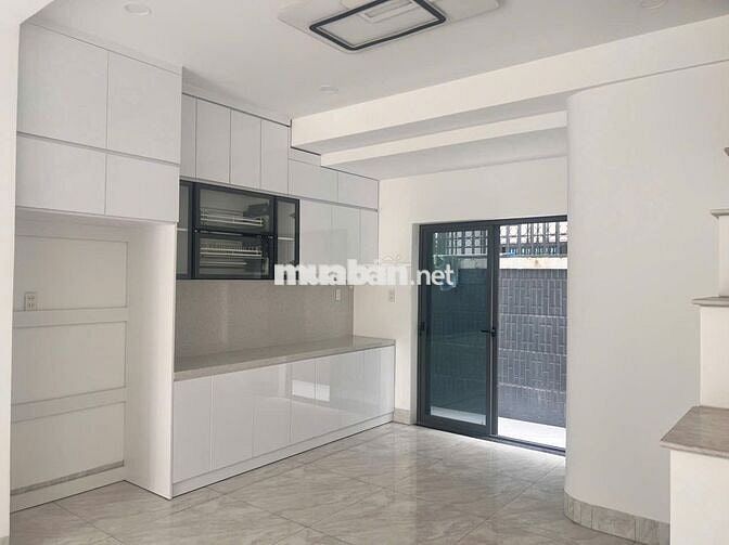 Bán nhà phố 1 trệt 2 lầu + sân vườn tại Lavela Garden – Bình Chuẩn