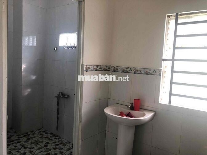 NHÀ GẦN CHỢ PHÚ PHONG - BÌNH CHUẨN - CÁCH DT743 100M - HẺM OTO - 2,99