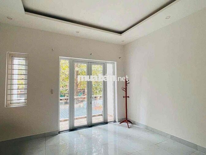 Nhà 1 trệt 2 lầu Mt kinh doanh Nguyễn Văn Bé-Phú Cường cũ -TDM giá rẻ