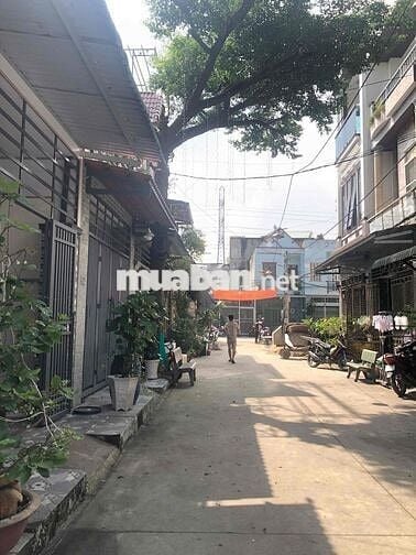 NHÀ GẦN CHỢ PHÚ PHONG - BÌNH CHUẨN - CÁCH DT743 100M - HẺM OTO - 2,99