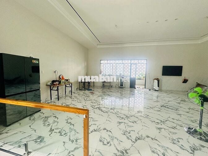 Nhà Thiết Kế Nhật Nội Thất Cao Cấp, 280m2/1,25 tỷ,KDC Thuận Giao,SHR