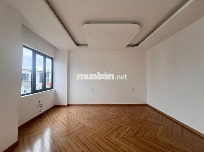 Bán nhà phố 1 trệt 2 lầu + sân vườn tại Lavela Garden – Bình Chuẩn