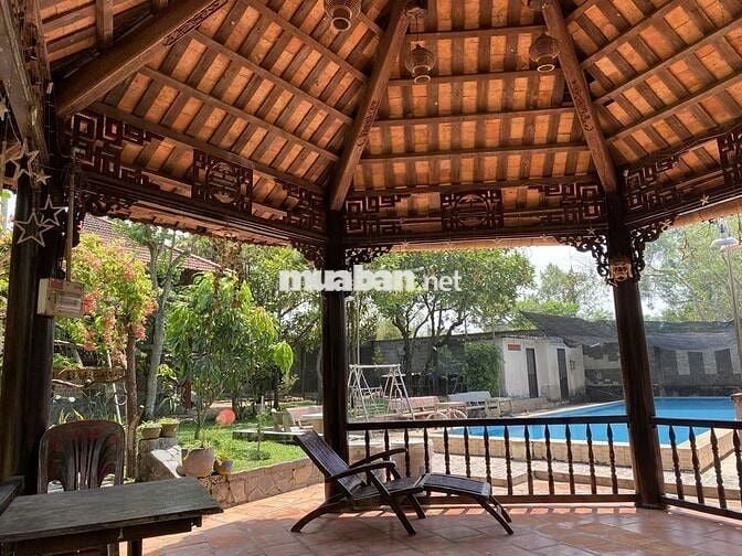 Biệt thự vườn 2.700m² Tân Thông Hội, Củ Chi - Giá thuê rẻ 20Tr, hồ bơi