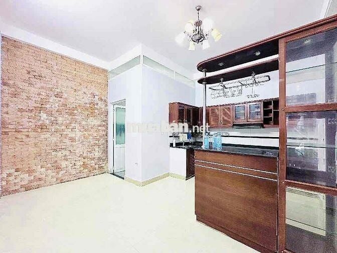 BÁN NHÀ MT HƠN 100m2 ĐẶNG THÚC VỊNH 4 PHÒNG ĐƯỜNG XE TẢI Nhà 3 TẦNG