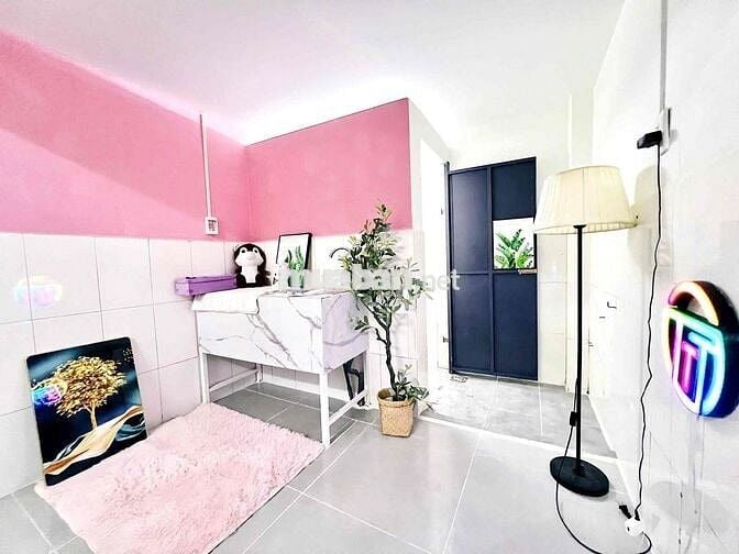 Phòng gác đẹp trẻ trung – nội thất cơ bản – giá tốt